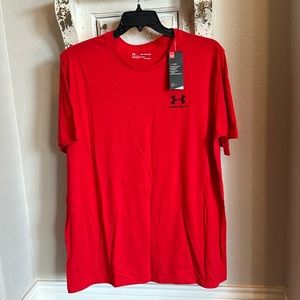 Under Armour tshirt